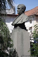 Bust of a very important man in Santa Maria.
